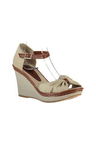 Fox Shoes Bej Kadın Dolgu Topuklu Ayakkabı 9674040505