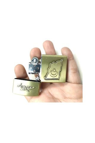 İşleme Ve Kabartmalı Zippo Tarzı Benzi Nli Çakmak Blk340 Çok Renkli