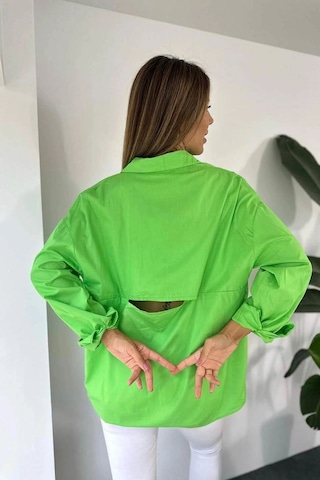 Pamuklu Poplin Kumaş Sırtı Yırtmaçlı Tasarım Kadın Gömlek Yeşil