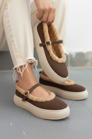 Fox Shoes V811269502 Kahverengi Süet İçi Kürklü Günlük Kadın Ayakkabı Kahverengi