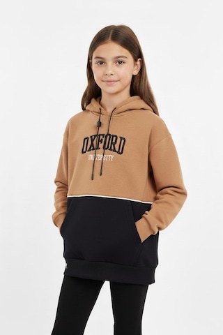 Kapşonlu Oxford Baskılı Kanguru Cepli Kız Çocuk Sweatshirt-90863 Kahverengi