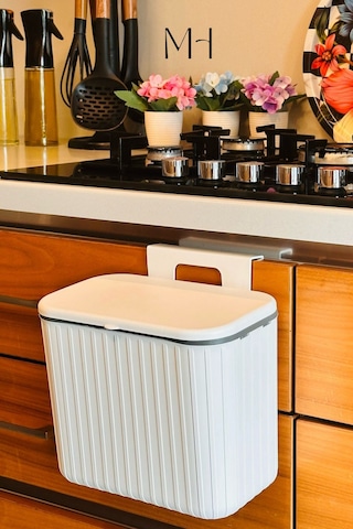 Makri Home Pratik Askılı Çöp Kovası- Beyaz- Çift Yönlü Kapaklı - 8 Litre Beyaz