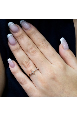 0.15 Karat Pırlanta T Yüzük