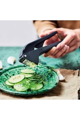 Tupperware Sarımsak Ezici