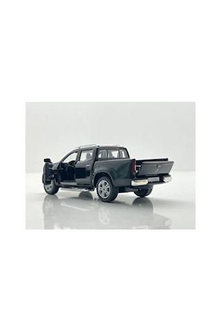 Kinsmart Mercedes Benz X-class Metal Oyuncak Araba 1:36 Ölçek