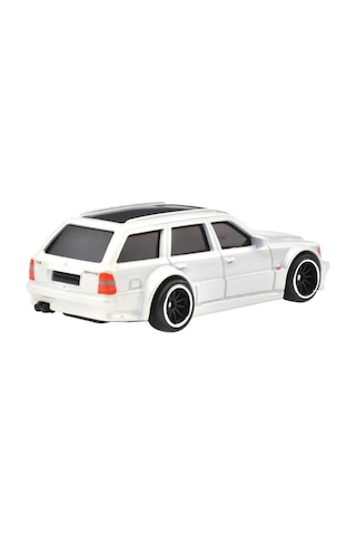 Hot Wheels Premium Boulevard No: 113 Mercedes-benz E 36 Amg Hrt78