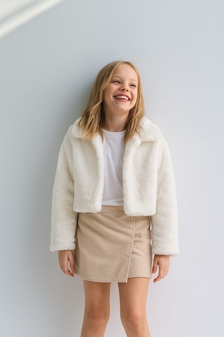 Esila Kids Kız Çocuk Bolero Peluş Ceket İnci Kapamalı Uzun Kollu Çocuk Ceket Beyaz