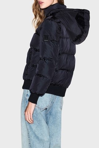 Armani Exchange Bayan Mont Xw000228 Af12286 Uc001 Siyah Siyah