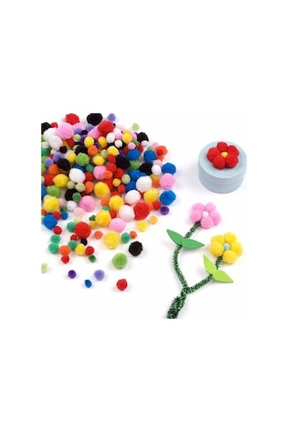 Renkli Ponpon 3 Farklı Boy Büyük Orta Küçük Boy Karışık Renk Pon Pon Kreş Okul Etkinliği