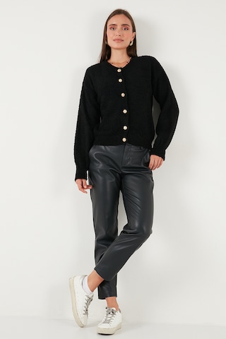 Lela Premium Regular Fit Bisiklet Yaka Yumuşak Dokulu Bayan Hırka 680Hi00147 Siyah