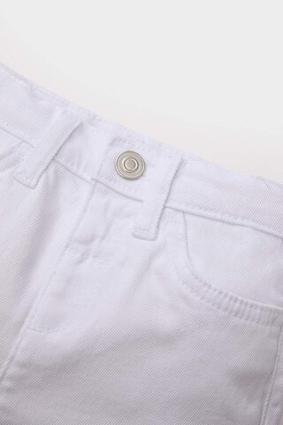 DeFacto Erkek Bebek Beyaz Jean Şort C2286A525SMWT34 Beyaz