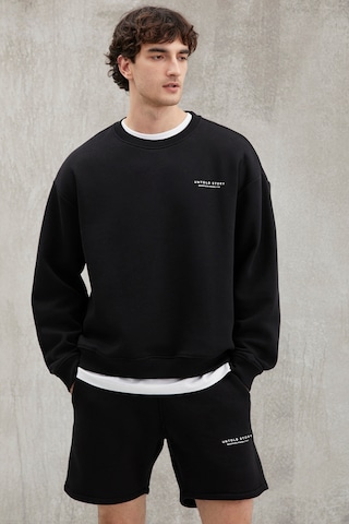 Grimelange Bryan Erkek Yumuşacık Kumaşlı 3 Iplik Oversize Bol Kesim Yuvarlak Yakalı Baskılı Siyah Sweatshirt