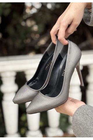 Hillar Platin Saten Stiletto Ayakkabı PLATIN