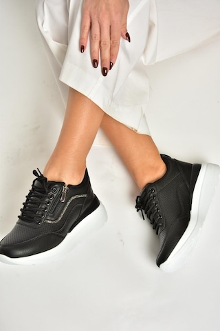 Fox Shoes U702020709 Siyah Kalın Tabanlı Spor Ayakkabı Sneakers Siyah-suni Deri Siyah