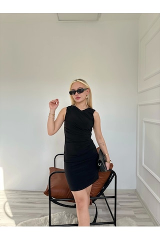 Keymoda Kadın Büzgülü Elbise Siyah Siyah