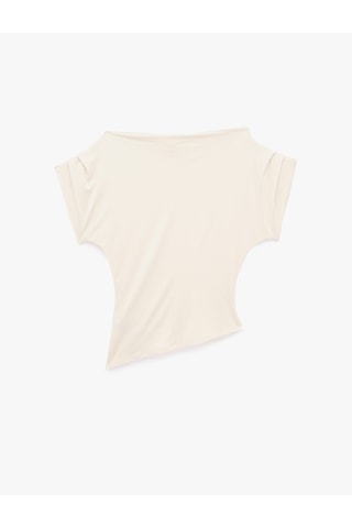 Koton Slim Fit Asimetrik Kesim Kayık Yaka Omzu Açık Kısa Kollu Viskon Bluz Ekru 7wak80011pk