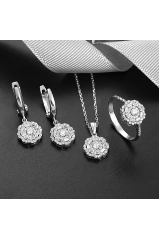 Casera's Gümüş Zirkon Taşlı Çiçek Kadın Set Csr2185312 Gümüş