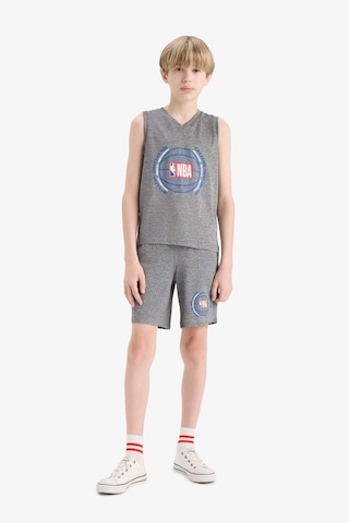 Defacto Erkek Çocuk Nba Wordmark V Yaka Atlet E4847a825hsgr210 Gri