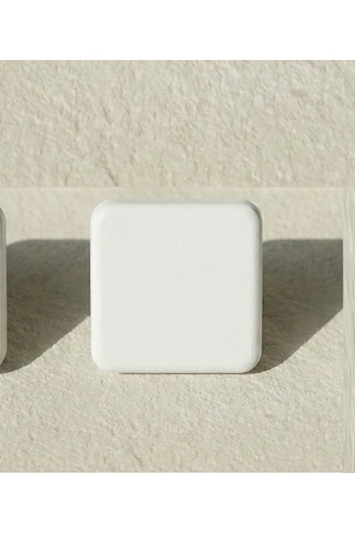 Dolap Kulpu 3,5 X 3,5 Cm Plastik 4 Adet - 30mm Kulp Vidası İle Beraber Gönderilir Beyaz