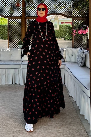 Rabia Şamlı Gül Siyah Elbise Normal
