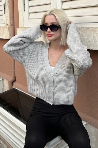 Madmext Gri Uzun Kollu Düğmeli Crop Hırka Mg2198 Gri