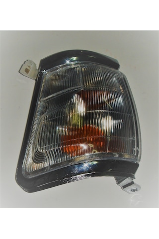 Toyota Uyumlu Hılux Ln145 Sinyal Lambası Nik. Sol 1998-2001 Tayvan Toyota Uyumlu Hılux Ln145 Sinyal Lambası Nik. Sol 1998-2001 Tayvan