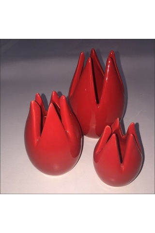 3 Kırmızı Laleler Kartvizitlik Biblo Set 13Cm - 11Cm - 8,5 Cm