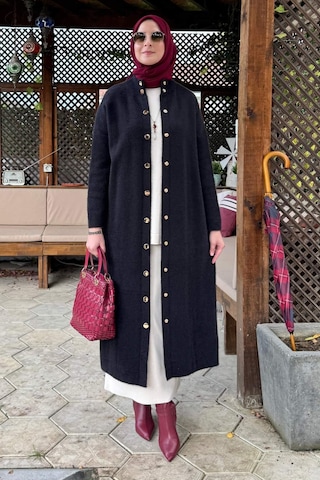 Rabia Şamlı Yakut Angora Triko Kap Siyah Çok Renkli