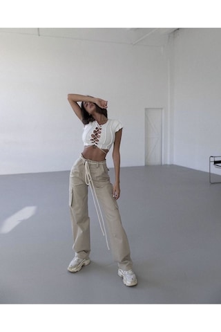 Mai Collection Mai Studios Co. Oslo Bağlamalı Beyaz Crop Beyaz