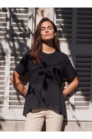 Onloox Kadın Siyah Siyah Viskon Karışımlı Bisiklet Yaka Kısa Kollu Oversize Asimetrik Kesim Garnili T-shirt