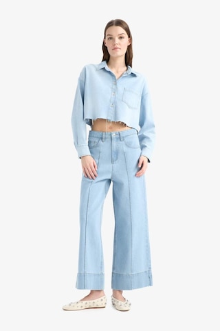 DeFacto Cropped Fit Kesik Uçlu Yumuşak Jean Gömlek D8756AX25SPNM85