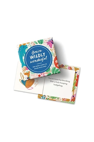 Compendium Çocuklar İçin Thoughtfulls - Çılgınca Harikasınız 3&apos Lü Paket, Sen Rock, Seni Seviyorum - 90 Çocuklarla Paylaşmak İçin Açılır Kartlar, Her Birinin İçinde Farklı Bir İlham Verici Mesaj Var