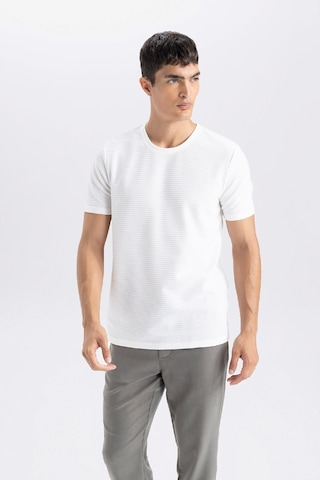 DeFacto Slim Fit Dar Kesim Bisiklet Yaka Basic Düz Kısa Kollu Tişört M6608AZ25SPER105