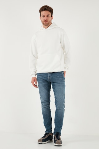 Buratti Regular Fit Kapüşonlu Kanguru Cepli Içi Tüylü Yumuşak Şardonlu Erkek Sweat 5905281 Ekru