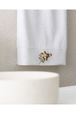 Felicity Nakışlı %100 Pamuk Yüz Havlusu - Beyaz/haki - 50x76 Cm 8684427212523 Çok Renkli