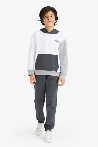 Defacto Erkek Çocuk 2li Takım Baskılı Kapüşonlu Sweatshirt Jogger Eşofman Altı C8316a825cwwt36 Beyaz-wt36