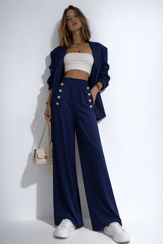 Ribana Classic Kadın Yeni Sezon Düğme Detaylı Krep Kumaş Bol Paça Pantolon 4652 Lacivert