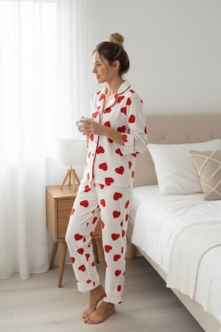 Miniğimin Cicileri Kalp Desenli Süet Anne Pijama Takımı - Beyaz Kırmızı