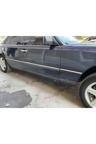 M. Benz E Klasse W124 Krom Yan Kapı Çıtası 8 Prç. 1984-1995 Arası