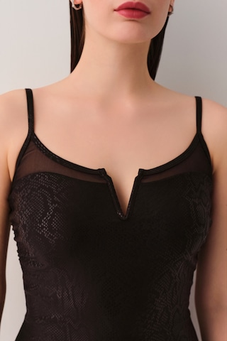 Suwen Sirius Tül Detaylı Mayo Sb25760012012 Siyah