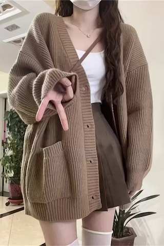 Kadın Oversize Cepli Düğmeli V Yaka Triko Hırka Krem