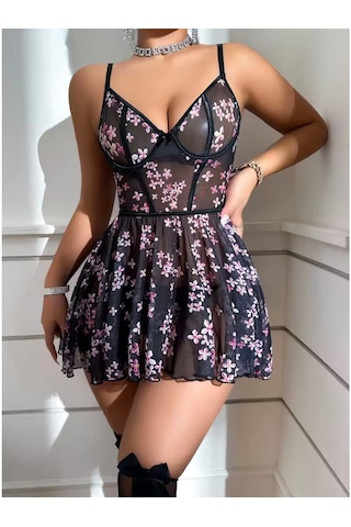 Eloria Fashion Kadın Transparan Çiçek Baskılı Tanga Ve Çorap Hediyeli Fantezi Gecelik Siyah