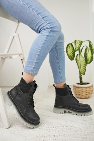 Nesil Shoes Dvm 5003 Siyah Bağcıklı Kadın Bot-siyah Siyah