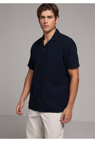 Colin's Colins Regular Fit Apaj Yaka Düz Erkek Lacivert Kısa Kol Gömlek Cl1080094 Q1.v2 Nav