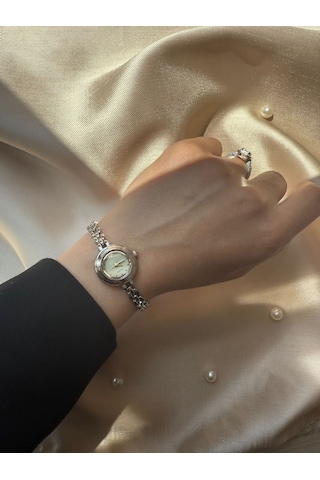 Retro Minimal Hasır Kordon Vintage Kadın Kol Saati Gümüş