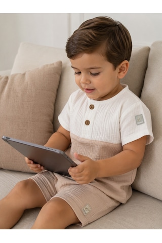 Babyhola Erkek Bebek Müslin Kumaş Şortlu Takım Yazlık Kısa Kollu 2 Li Takım 22455 Bej