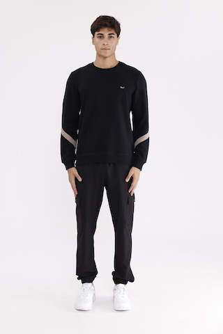 Rowinger Kol Şerit Detaylı Yuvarlak Yaka Göğüs Logolu Rahat Kalıp Mevsimlik Sweatshirt Black