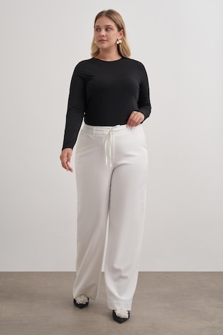 Beli Lastikli Geniş Paça Pantolon-6186 Beyaz