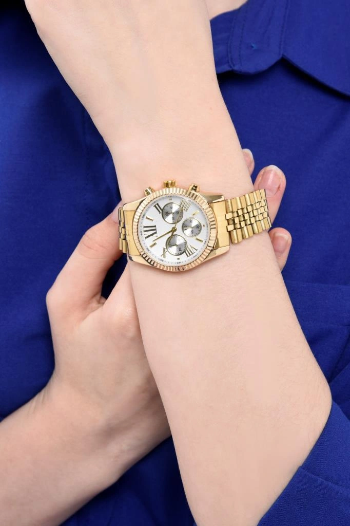 Roma Rakam Kasa Detaylı Beyaz Kadran Altın Kadın Kol Saati Altın