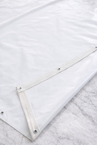 Beyaz Balkon Brandası - 650 Gr Pvc Polyester - Kuşgözlü Ve Kolon Takviyeli Balkon Demiri Brandası Beyaz